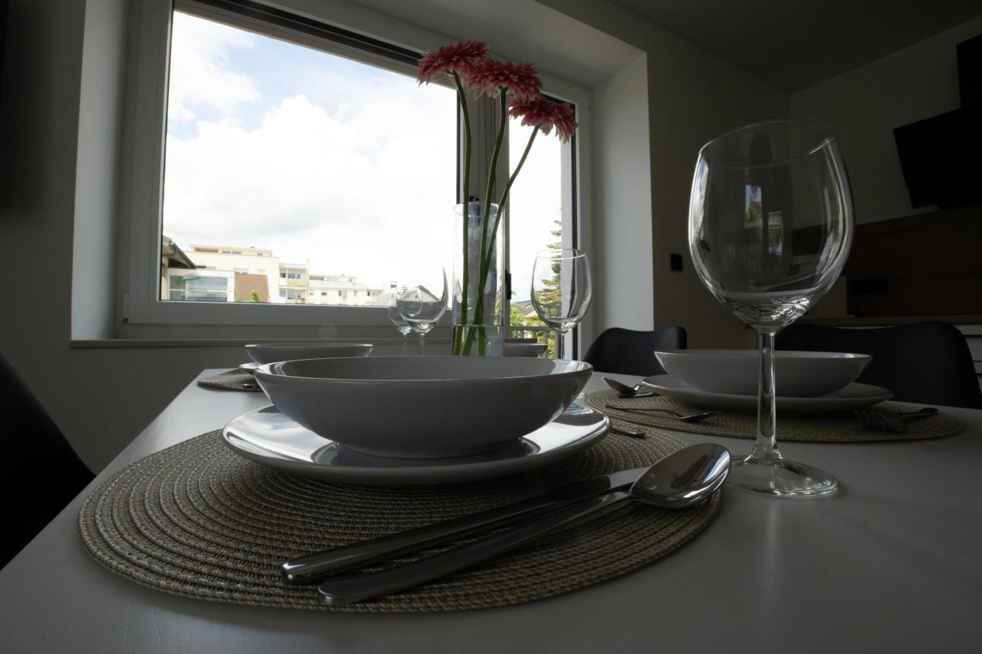 Residence Black&White ลูบลิยานา ภายนอก รูปภาพ
